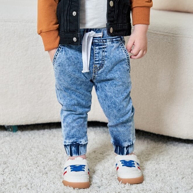 Custom  Blue Wash Comfortable Stretch Kids Jogger Boys Jeans - Image 2