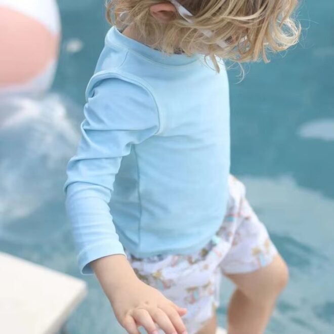 Custom unisex Children Quick-drying sun and chlorine resistant fabric long sleeve rash guard kids shirt - Image 3
