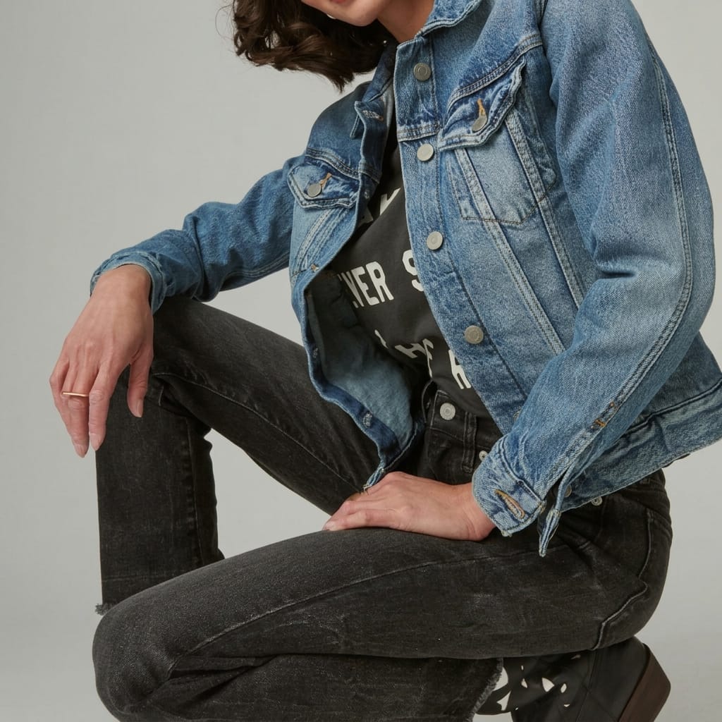 Cropped Women Denim Jacket (4)