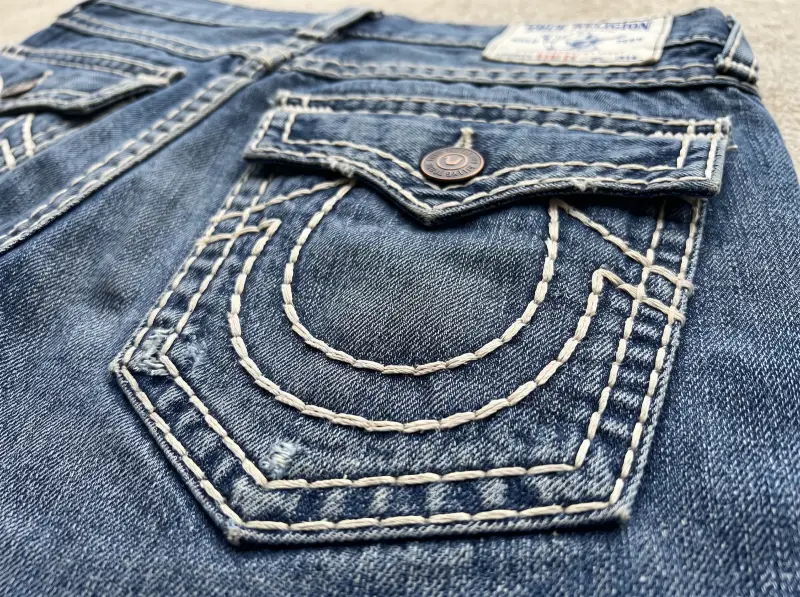 vintage true religion super t horseshoe stitching